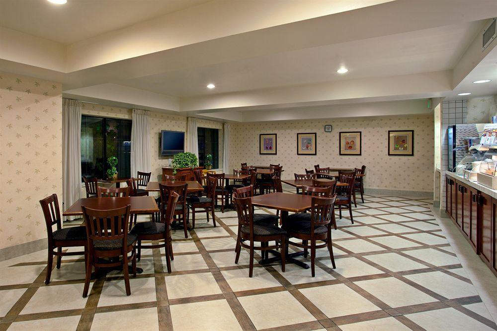 Holiday Inn Express & Suites Carpinteria By Ihg Restaurace fotografie