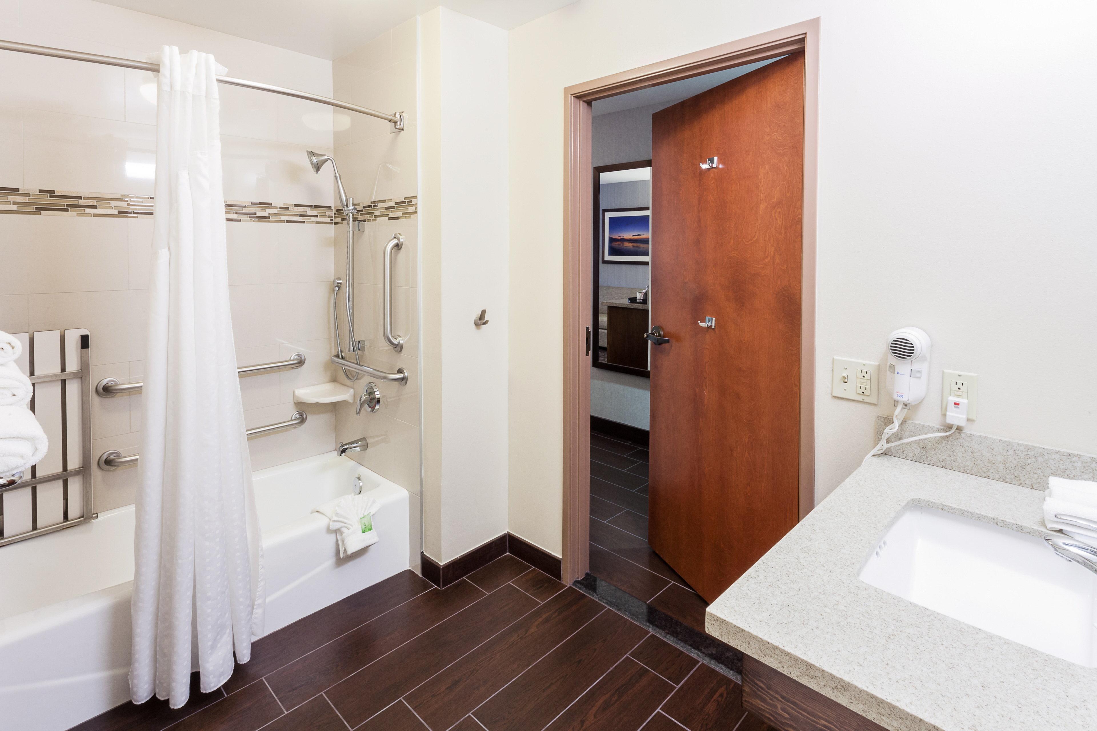 Holiday Inn Express & Suites Carpinteria By Ihg Exteriér fotografie